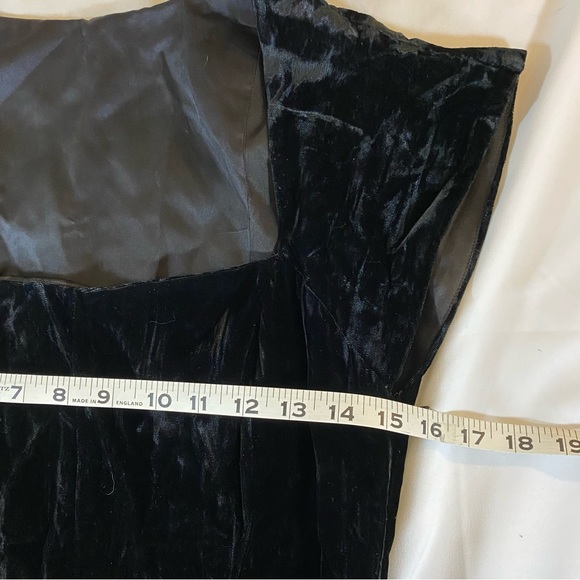 Stunning Elizabeth Wayman Designer black velvet evening gown excellent Size 12 - Picture 6 of 8